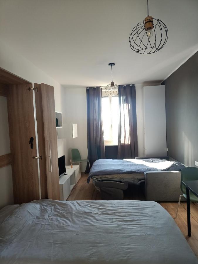 Tiny Bengasi Apartment Турин Экстерьер фото
