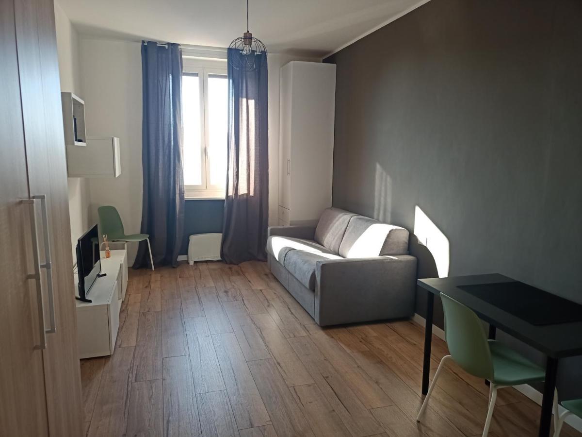 Tiny Bengasi Apartment Турин Экстерьер фото